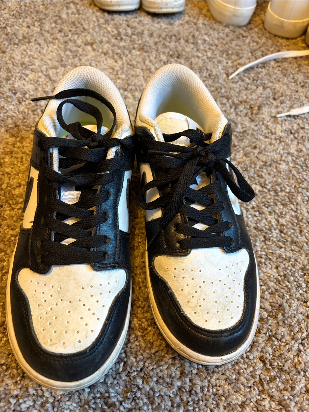 Nike Kids Black and White Low-Top Sneakers
